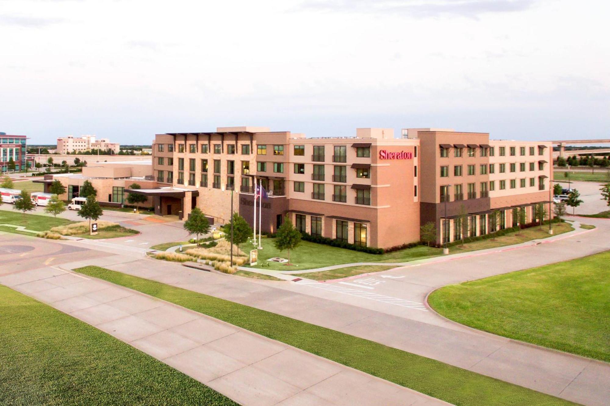 Sheraton Mckinney Bagian luar foto