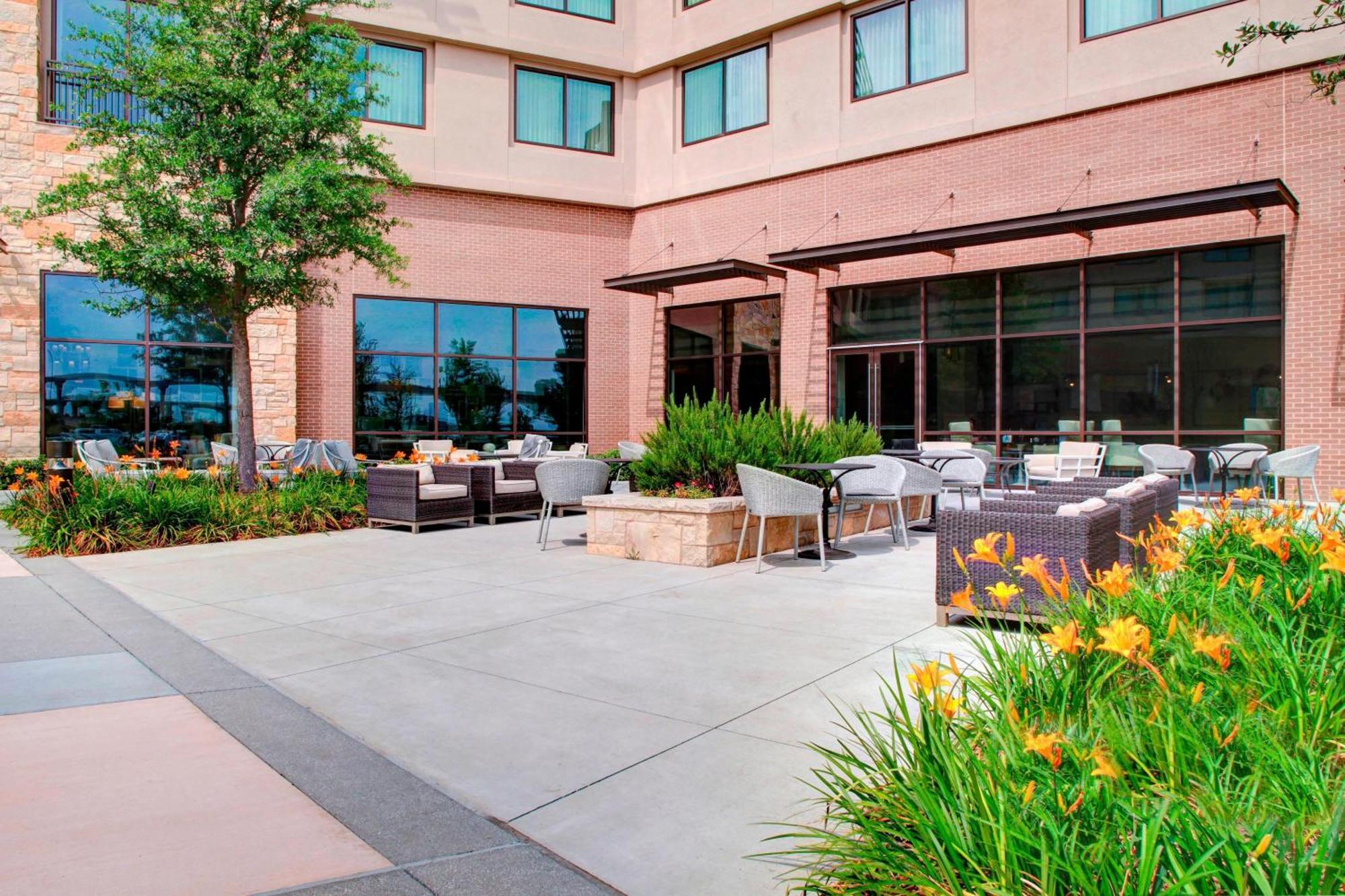 Sheraton Mckinney Bagian luar foto
