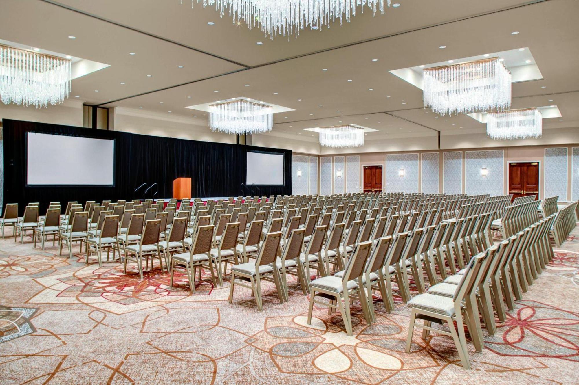 Sheraton Mckinney Bagian luar foto