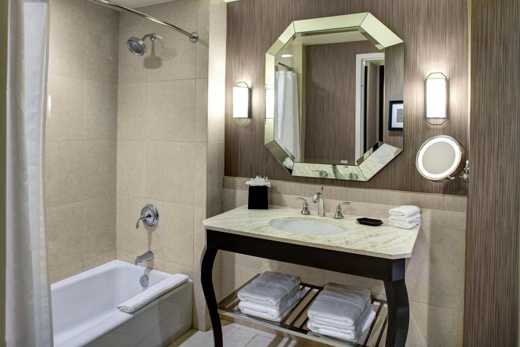 Sheraton Mckinney Bagian luar foto